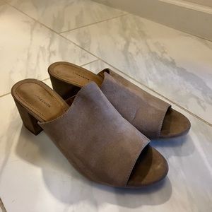 14th & Union chunky mule heels